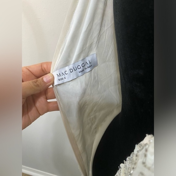 MAC DUGGAL Sleeveless sequin embellished Sheath Gown with High Slit PROM - Picture 7 of 11